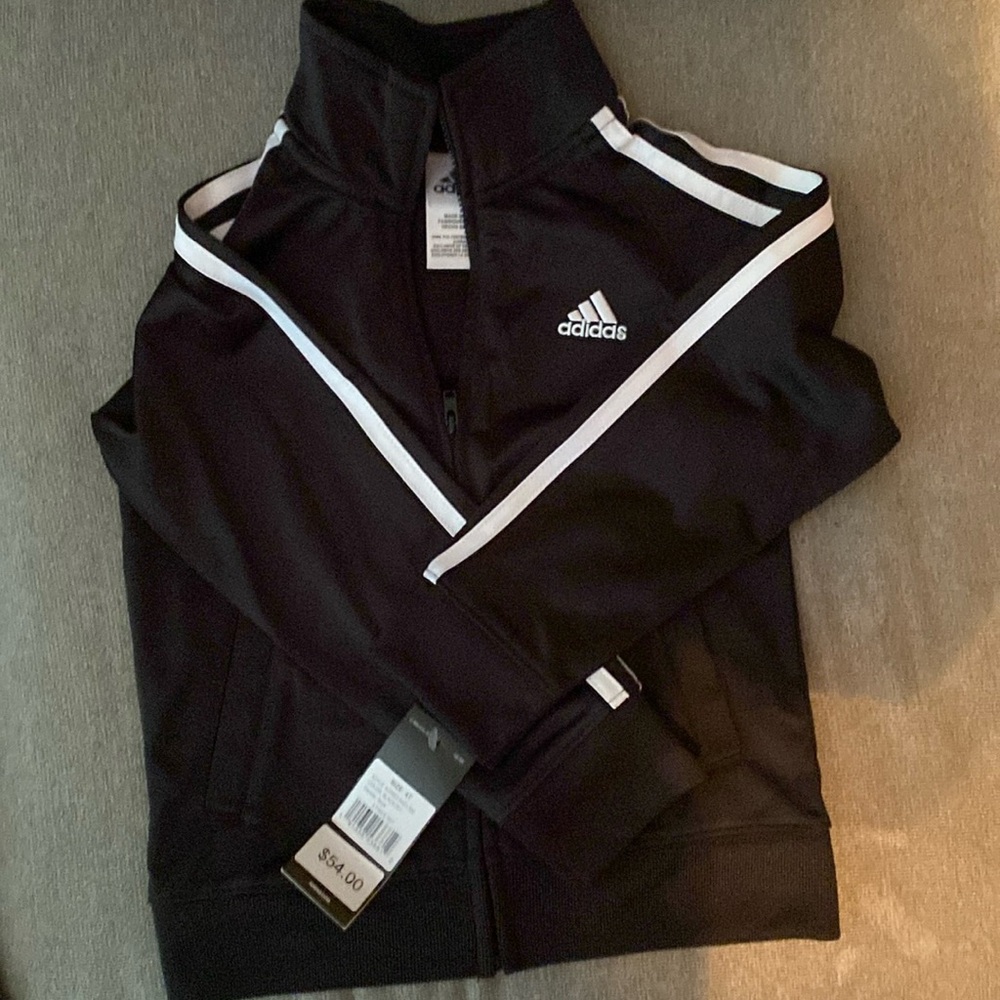 NWT: Nike black track jacket and pants set size 4T